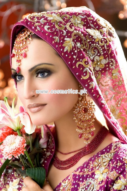 Zaras Beauty Parlor Latest Makeup Shoots 2012 012 Catalouge