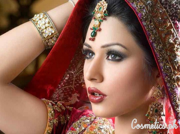 5 Latest Bridal Makeup Videos 2015 - Pakistani Bridal Makeup