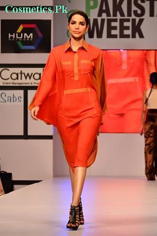 Sanam-Agha-Showcased-At-Fashion-Pakistan-Week-2012-Day-1-001.jpg