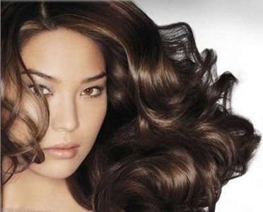 Essential-Hair-Care-Tips-For-Women-Of-All-Ages-001.jpg