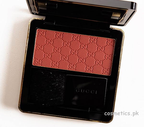 Gucci Cherry Nectar Sheer Blushing Powder Review and Swatches 2