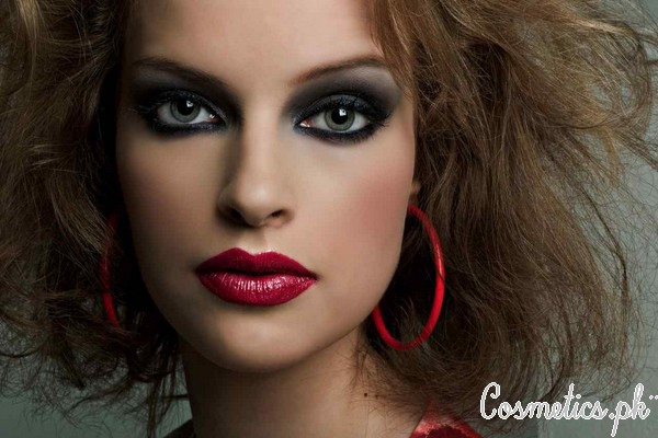 Bold Eyes and Lips Makeup Look Video Cover Picture