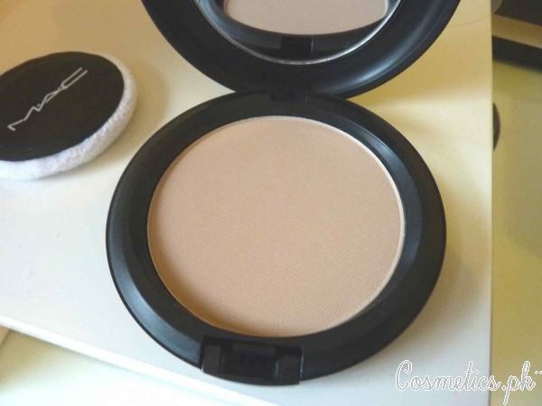 Top 5 Face Powders In Pakistan