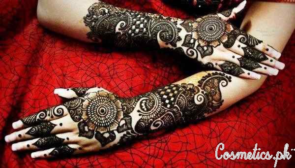 15 Cute and Easy Black Mehndi Designs with Photos | Styles At Life