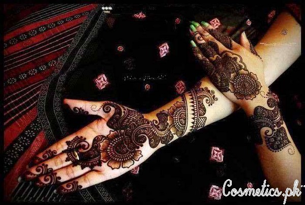 Top 10 Peacock Mehndi Designs For Eid 2015