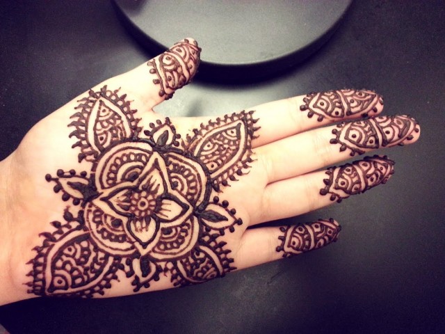 30 Simple Henna Designs For Beginners 0025