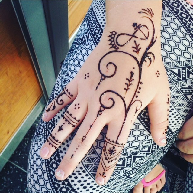 30 Simple Henna Designs For Beginners 0029