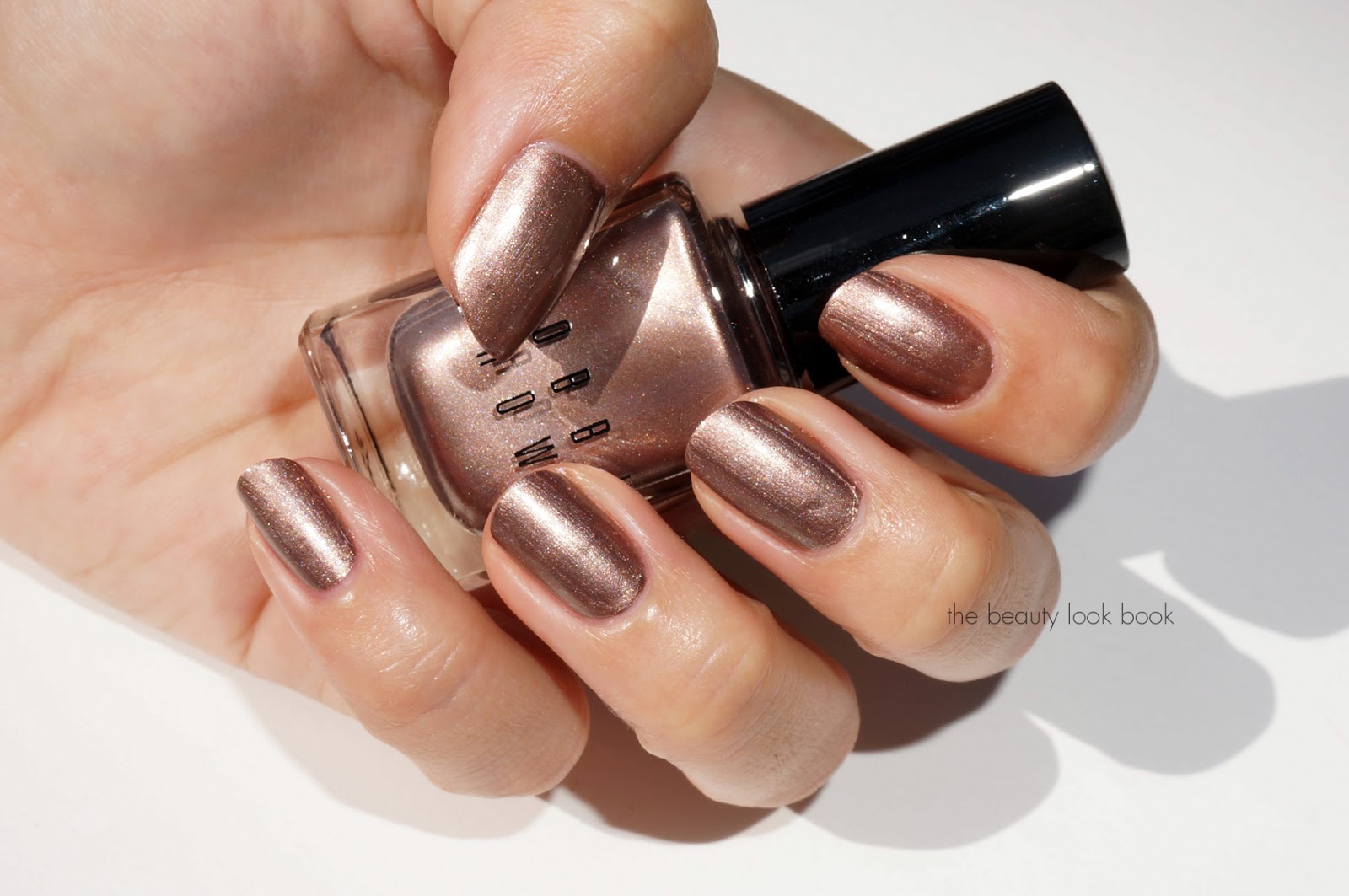 Top 10 Best Metallic Nail Polish Brands In Pakistan